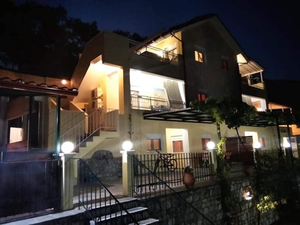 Nestor Apartments Chrysi Ammoudia Exterior foto